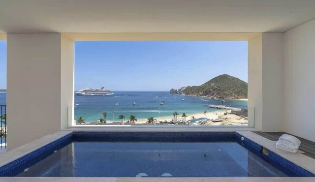 Medano Beach Cabo Resort 3 bedroom steps to marina