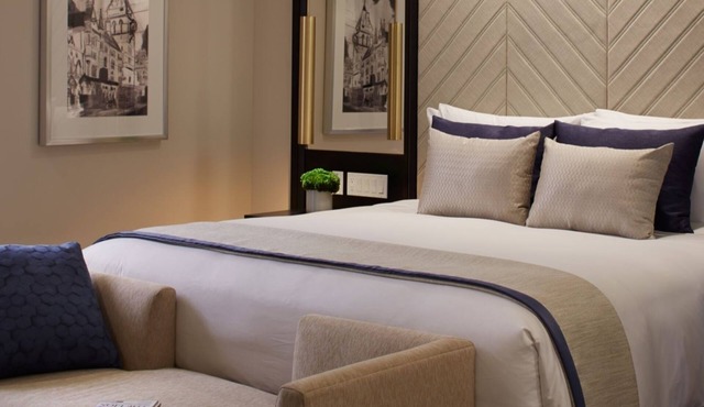 Metropolitan Two Bedroom Suite at The London West Hollywood, Pool, Parking
