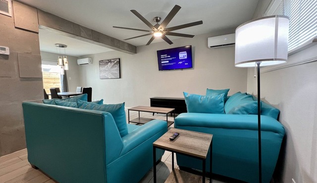 Miramar #4 - Gorgeous and Spacious 3BD/2BA - WiFi