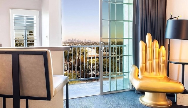 Modern 2 Units w/City Views, Rooftop Pool & Pet-Friendly Escape