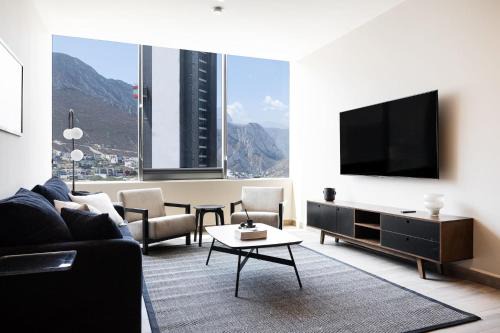 Modern Apartment with City Views and Pool Access