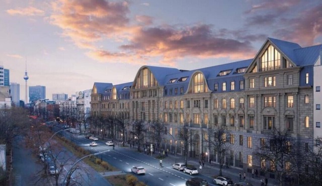 Modern City-Centre Penthouse with Rooftop Terrace & Free Parking
