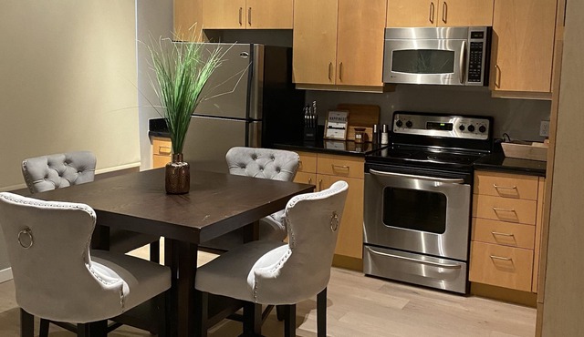 Modern Downtown Scottsdale Condo!!