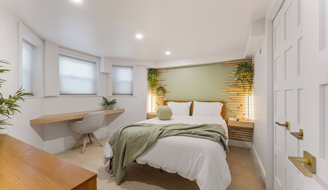 Modern Luxury 2-bedroom Apartment
