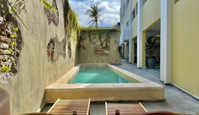 Modern space in the heart of the historic center