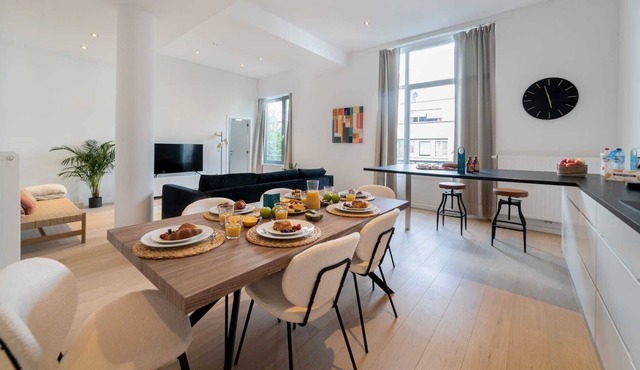 Moliere II - Two Bedroom Apartment, Sleeps 6