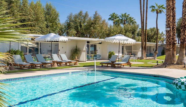 Monkey Tree Hotel 10 by AvantStay | Stylish Hotel in Palm Springs w/Pool!