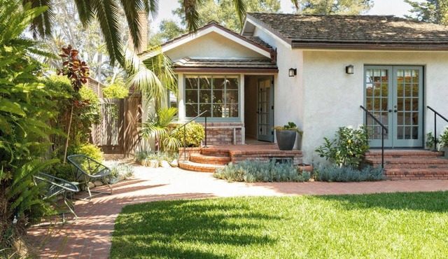 Montecito Beach Cottage + Guest House, Walk to Rosewood Miramar