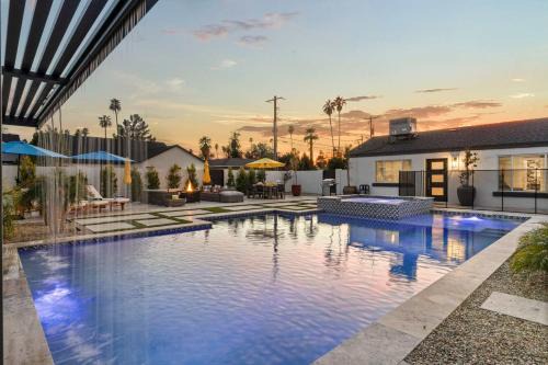Montecito Luxe Home - 3-Villa Retreat with Pool Courtyard