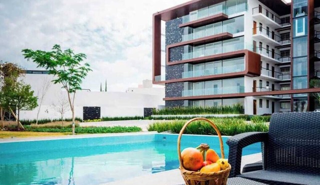 MS Excelente Suite Alberca Milenio