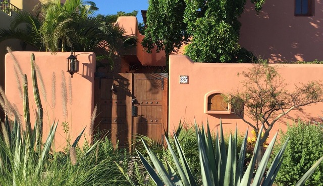 Beautiful Loreto Bay 2 Bedroom Casa Chica, Fully Furnished, Perfect Location!