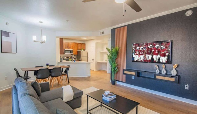 Near State Farm Stadium | Pool, Gym, Balcony, W/D