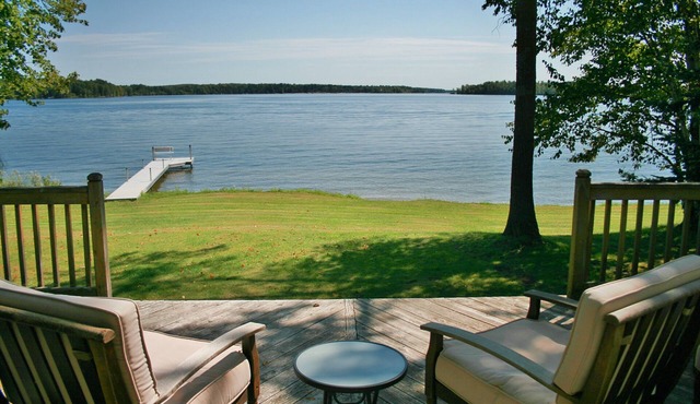 NEVAEH PROPERTIES - POKEGAMA LAKE - THE COTTAGE ADULTS ONLY - 30 night minimum
