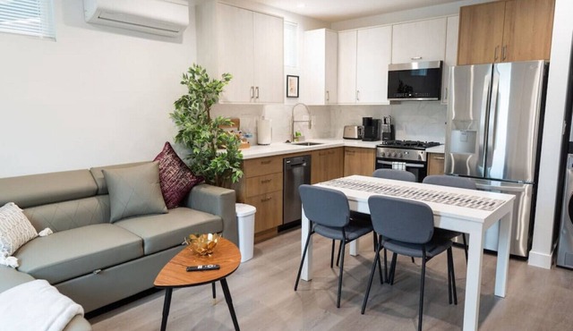 NEW 1-BEDROOM HOME BUILT IN 2022 LOCATED IN THE AWESOME NOHO ARTS DISTRICT AREA (p54)