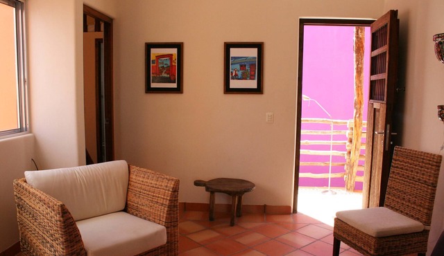 New 2 bedroom in heart of Downtown. Perfect location, Steps to North Beach!