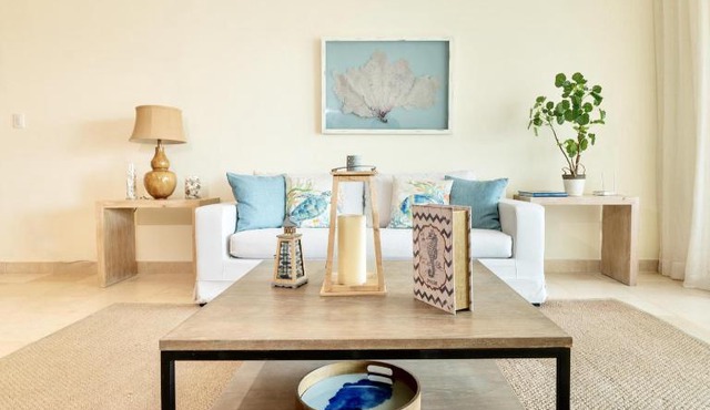 New! Beachfront Lux Condo With Private Jacuzzi