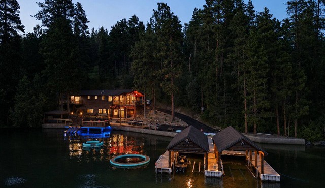 NEW Eagles Bluff Lake House near GNP