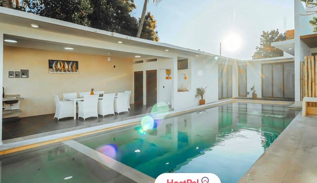 New La Manzanilla Retreat, Vibrant Poolside Living