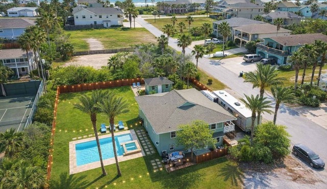 NEW! * Large Home Near Bay to Fish * New Pool