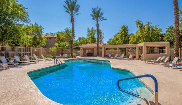 New listing! 2 Bedroom condo with split floor plan!