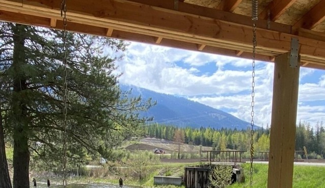 NEW LISTING! Bring the whole family and relax on Bull lakes, Angel island.