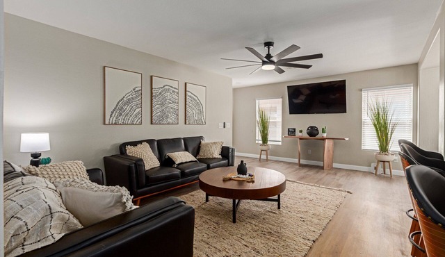 Newly Renovated, Modern & Cozy 3-bedroom home in El Mirage, AZ