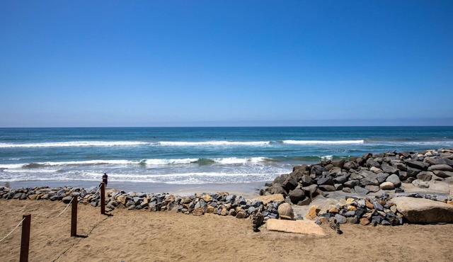 Oceanfront Dreamhome! Private Beach! Amazing Location!