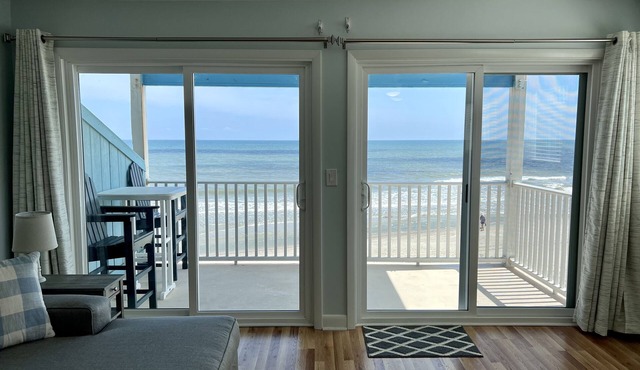 Oceanfront End Unit Condo with Pool-Riggings D2