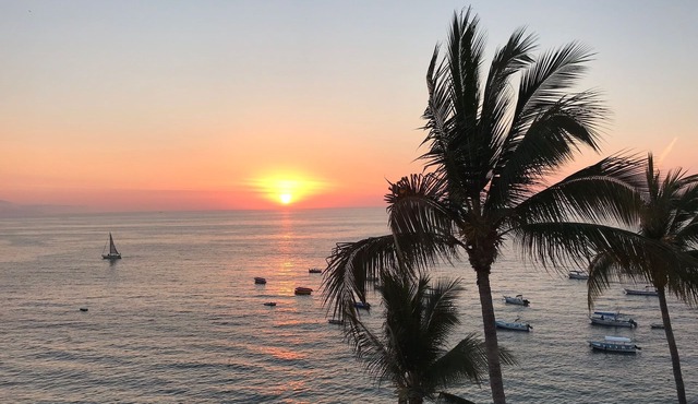 Oceanfront Penthouse at La Palapa with unobstructed views of Banderas Bay