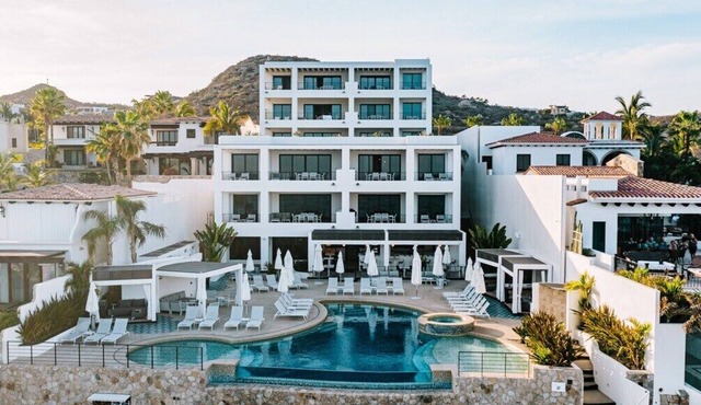 Oceanview residence with world class amenities