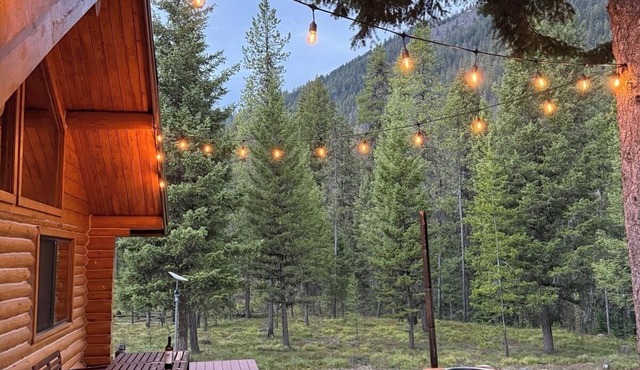 Off-Grid Log Cabin with Sauna & Hot Tub