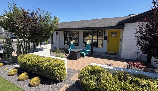 Old Town Scottsdale's cutest retreat/Pied-a-Terre that accommodates 2-6 guests