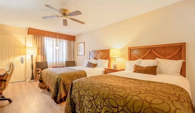 Onsite Outdoor Pool | Minutes from Downtown Yuma | 4 Rooms