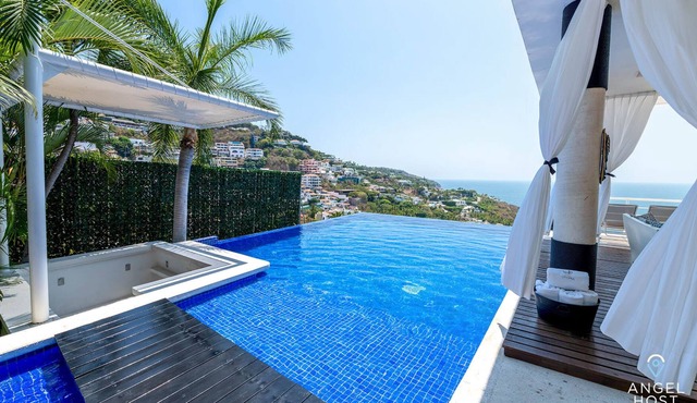 Opulent Casa Utopia 290° Jaw-Dropping Ocean Views