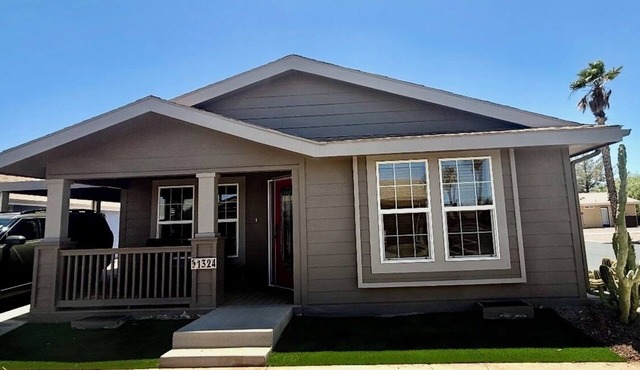 Palm Creek Resorts & Residences Charming 2-Bedroom 2-Bth Village House.
