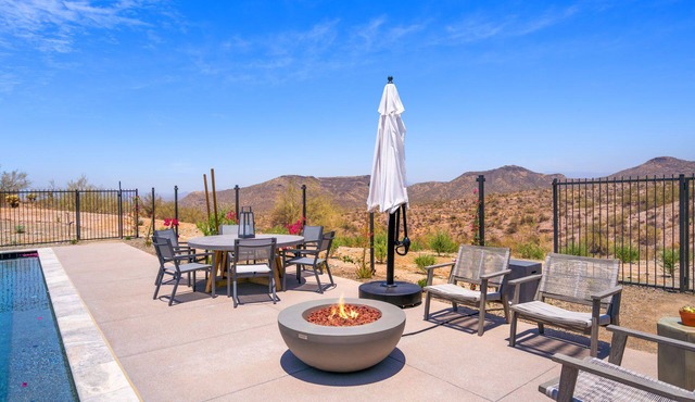 Paradise Canyon-Pool-Spa-Putting Green-Bocce ball - Estate 3