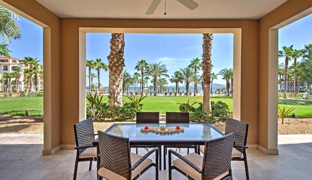 Paraiso del Mar Resort Condo: Water Taxi to La Paz