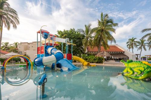 Park Royal Beach Ixtapa - All Inclusive