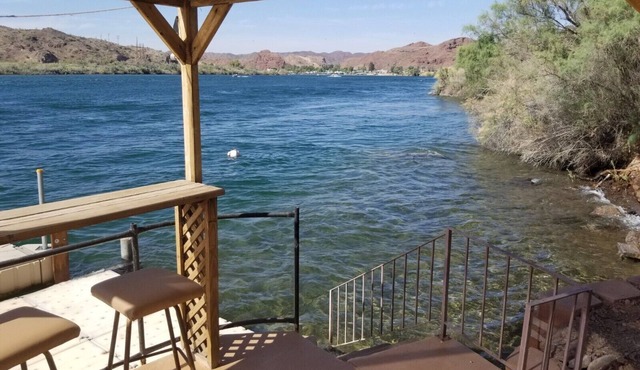 Parker Strip Luxury Casita- Riverfront