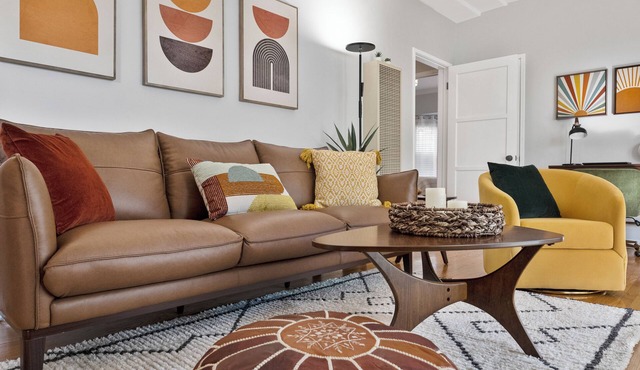 Peaceful 1st Floor Apt. with Soaking Bathtub