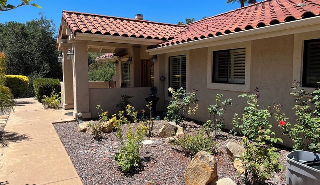 Peaceful 2-bedroom country house nestled on a 26 acre ranch in charming Ramona.