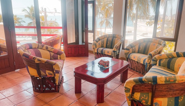 Penthouse Condo - 2 BR Suite - Room #11