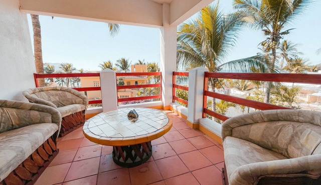 Penthouse Condo - 2 BR Suite - Room 9