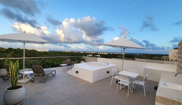PentHouse with best location and views in Riviera Maya, private rooftop, jacuzzi