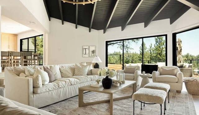 Pinnacle Point Lake House