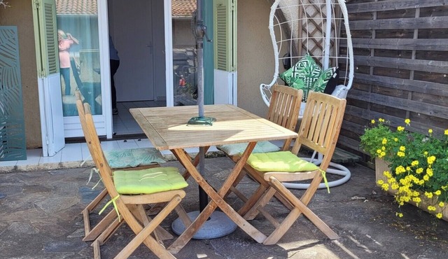 Pleasant, functional apartment in quiet residence in Lama