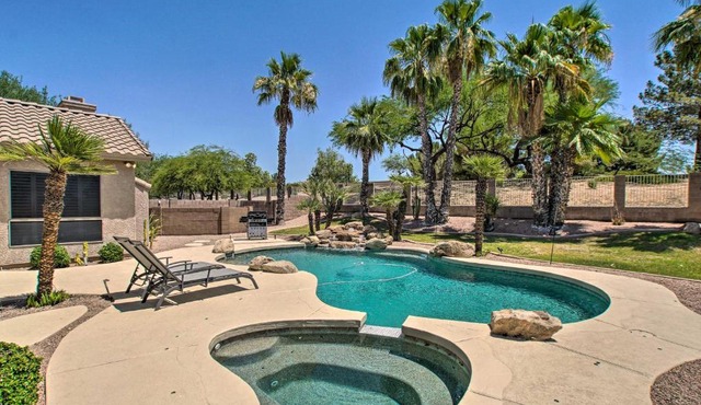Pool, Hot Tub & Grill: Spacious Chandler Retreat