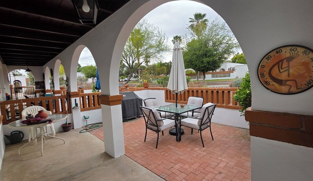 POOL in Front & Full Size Washer/Dryer