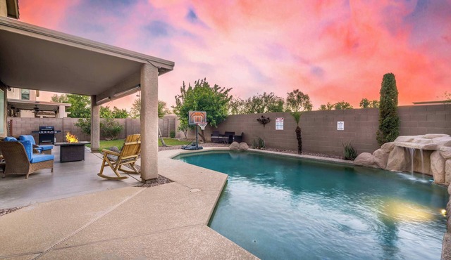 POOL, King Bed, Grill, Pool Table