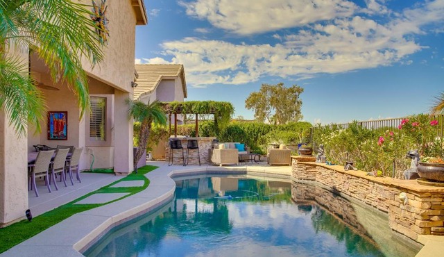 Poolside Paradise! Luxe Golf Getaway in Phoenix